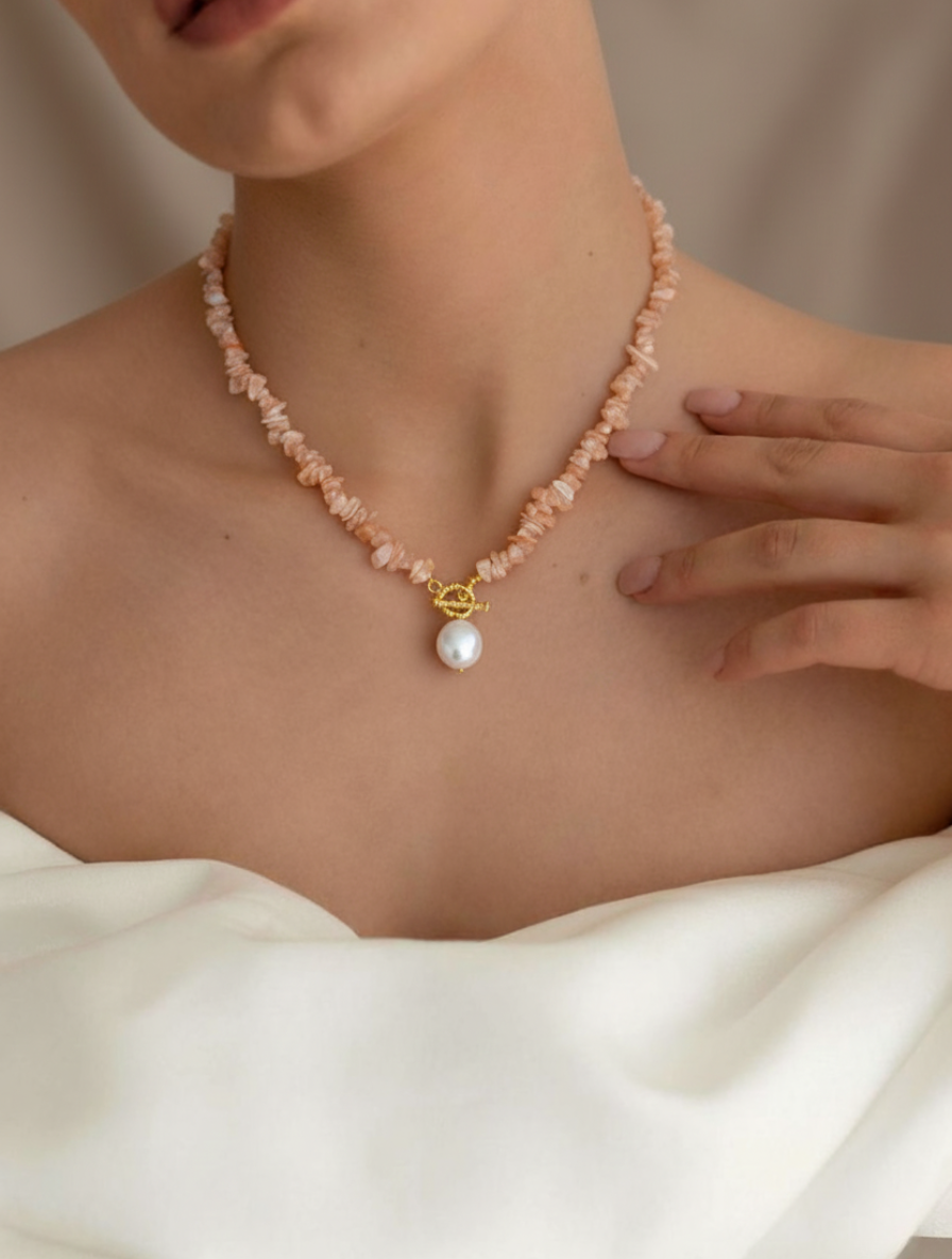 Sunset Serenity: Pure Peachy Moonstone Artisan Necklace