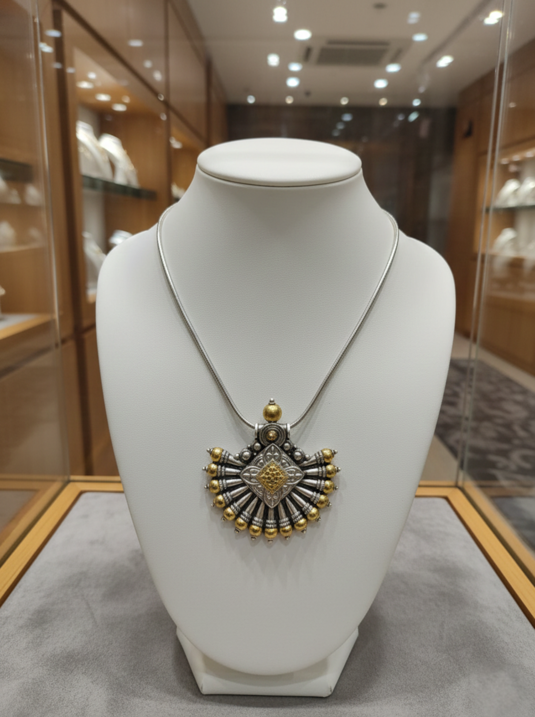 Heritage Fan Pendant in Dual-Tone Silver