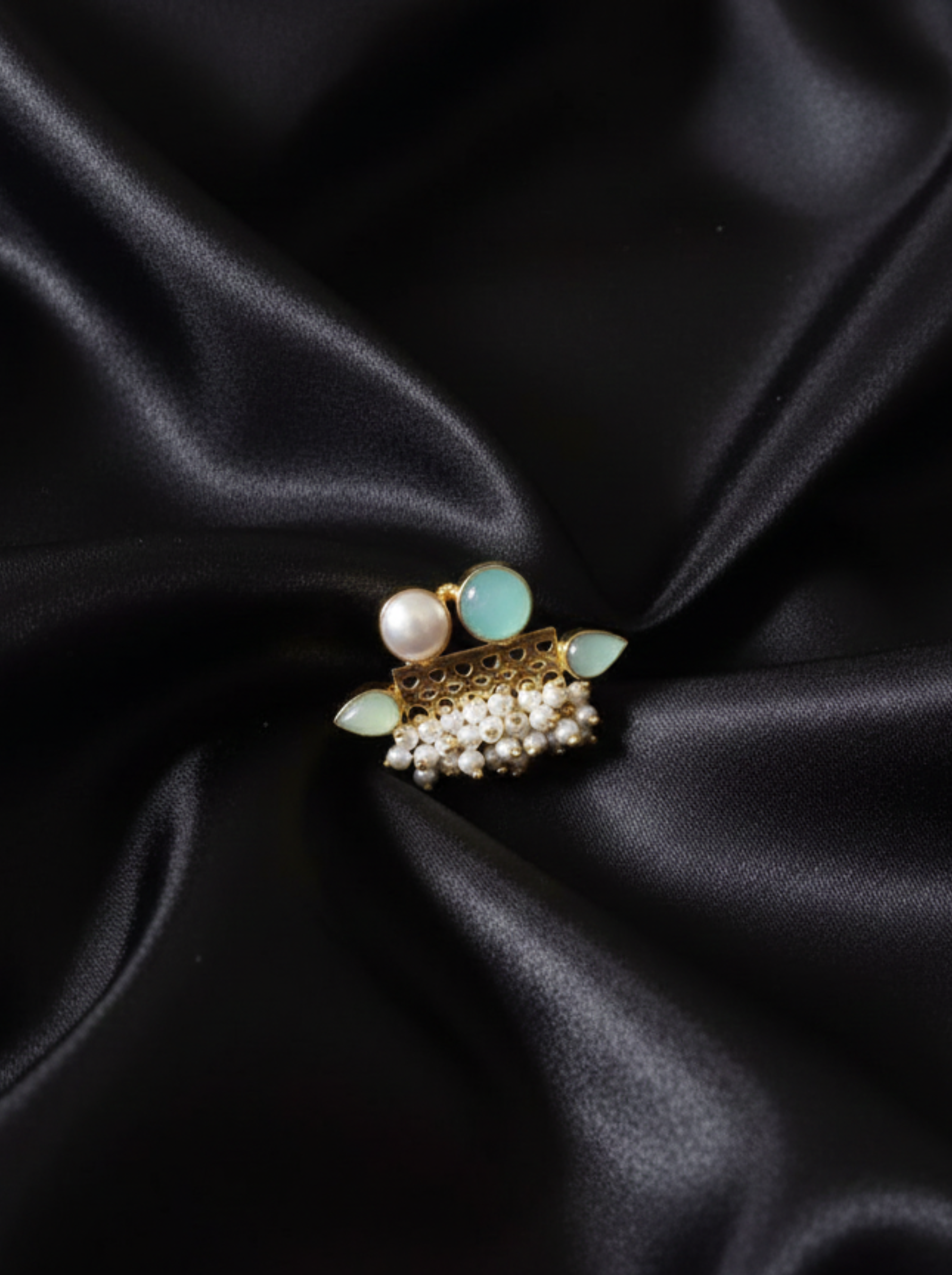 The "Botanical Muse" Handcrafted Cluster Ring – Artisan Pearl & Sea-Foam Gemstone Statement Piece