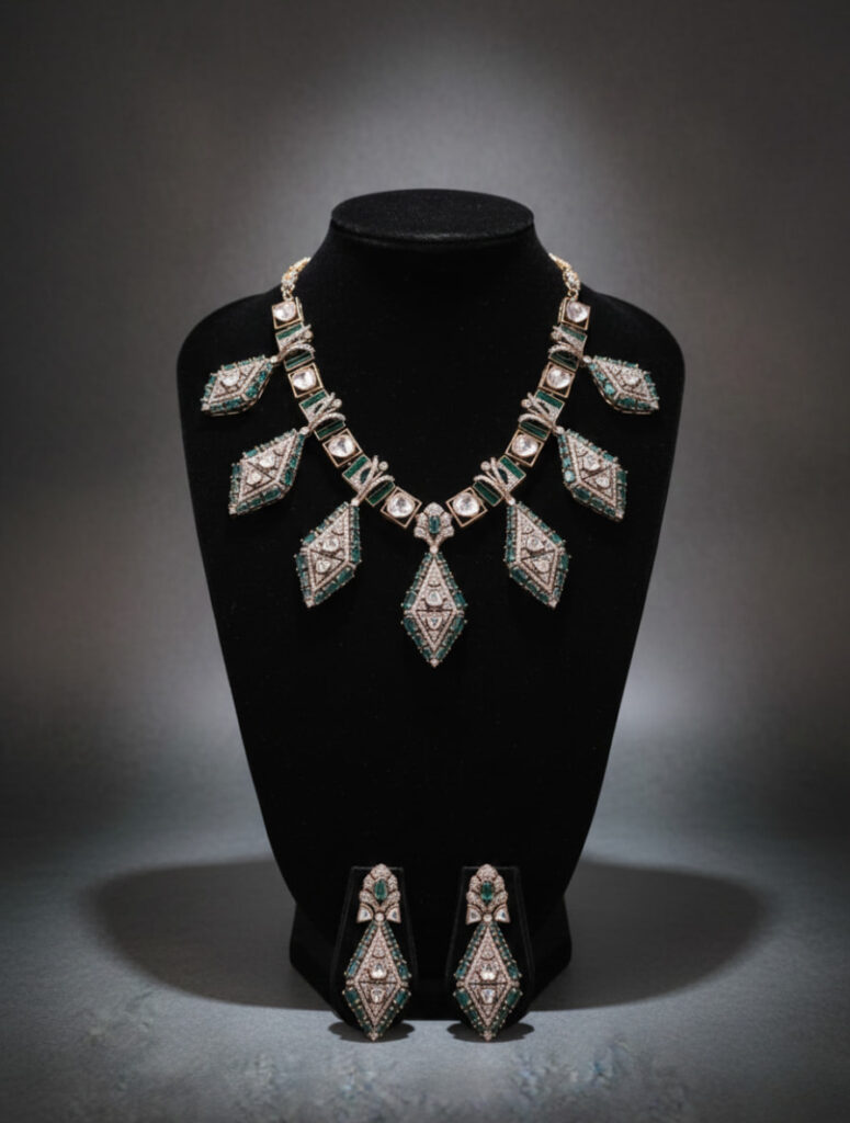 Imperial Verdure: Pure Real Emerald Halo Set