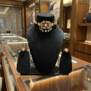 Handcrafted Royal Kundan & Emerald Green Choker Set