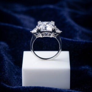 Handcrafted Princess-Cut Diamond Solitaire Statement Ring – Sterling Silver with Crystal Centerpiece & Trillion Side Stones