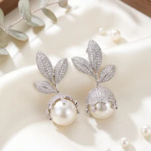 The Laurel Pearl Drops