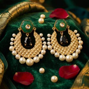 The Emerald Noir Chandbali
