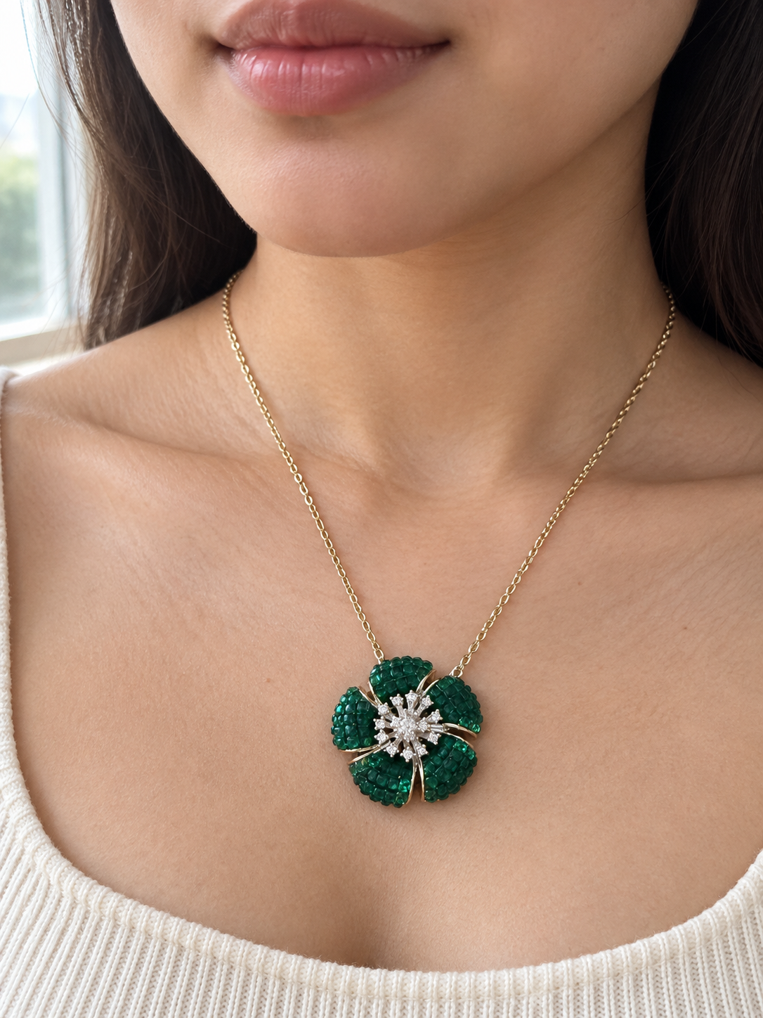 Emerald Starlight Blossom Pendant & Earrings Set - Image 3